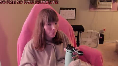 Natalie Marlo online show from February 26, 7:45 am