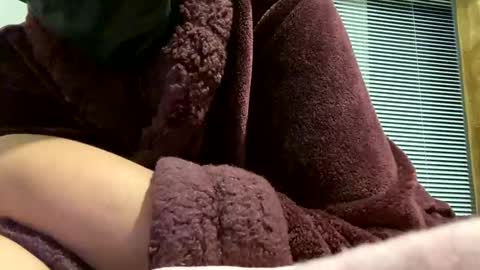 nadiacastelo online show from November 18, 7:33 am