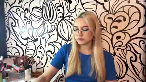 Katrin online show from February 27, 11:25 am