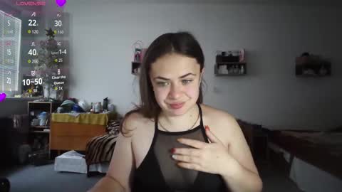 nadiiamorgun online show from November 19, 8:35 am