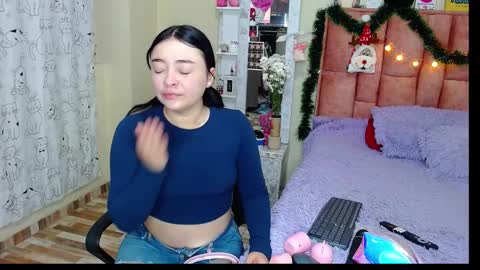 Snapshot of nahia__2 chatting on December 14, 1:38 pm nahia cute     only   online show from December 14, 1:38 pm