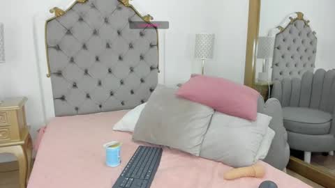 Nahiara online show from December 4, 12:24 am