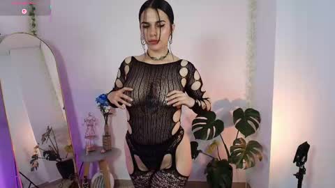 Naho  Sigueme en mis Redes Sociales Follow me on my social networks online show from September 11, 2:13 am