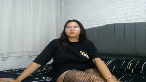 Snapshot of naia_stant chatting on October 26, 2:23 am Naia online show from October 26, 2:23 am