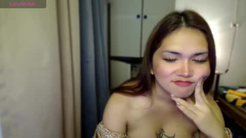 MARY MAE online show from October 6, 10:27 pm