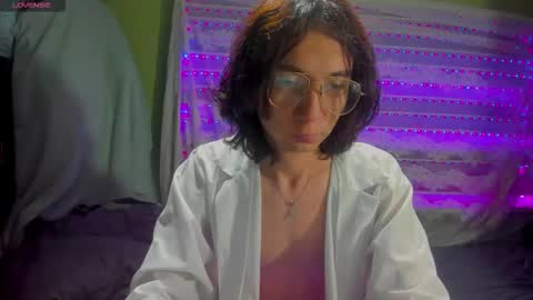 NAJI  online show from November 7, 3:03 pm