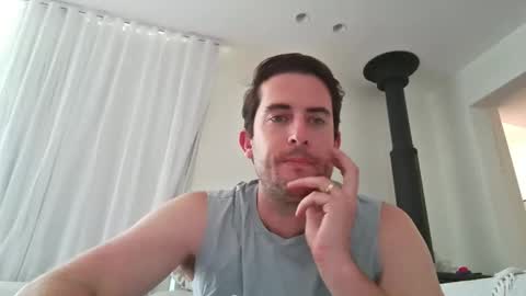 naked_man_1 online show from April 11, 1:21 am