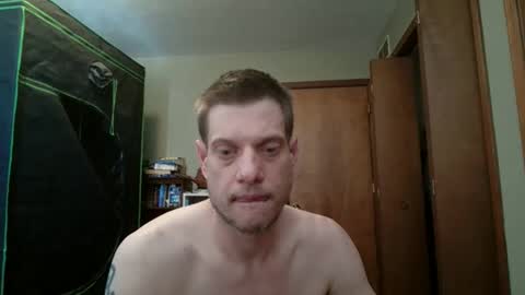 nakedcav online show from February 1, 7:00 pm