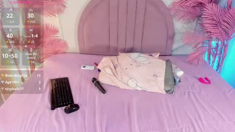 nalapalmer online show from June 11, 12:32 am