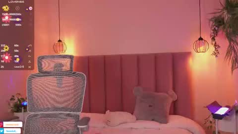 Namii online show from November 20, 4:33 am