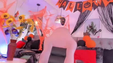 nami online show from October 28, 7:04 pm