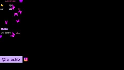 NamiThompson online show from June 12, 11:15 pm