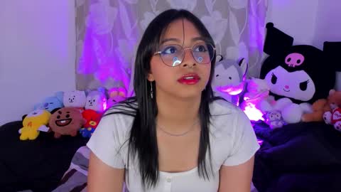 Nana  online show from September 17, 5:00 am