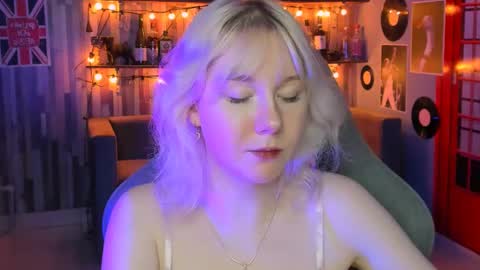 nancymartinez online show from March 11, 4:07 pm