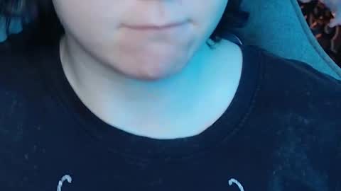 nancymartinez online show from October 27, 5:07 am