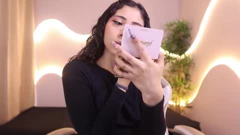 Snapshot of nanii_velvett chatting on October 1, 12:59 pm Nanii           online show from October 1, 12:59 pm