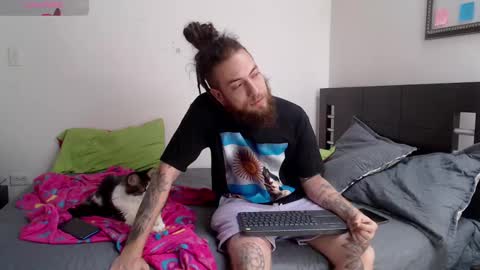 Snapshot of nanna_and_balder2 chatting on February 21, 8:16 pm nanna_and_balder2 online show from February 21, 8:16 pm