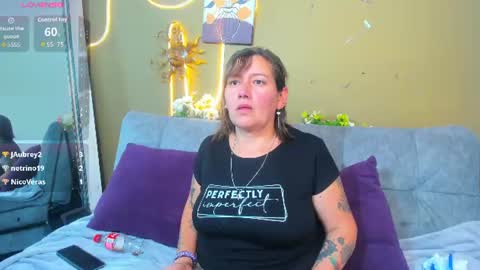 nany_gp online show from August 3, 7:53 pm