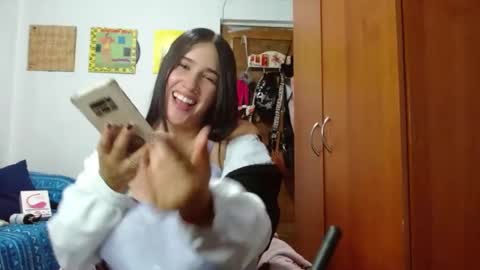 naomi_d online show from March 4, 9:54 pm