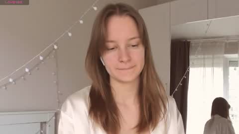 Naomi online show from July 5, 1:40 pm