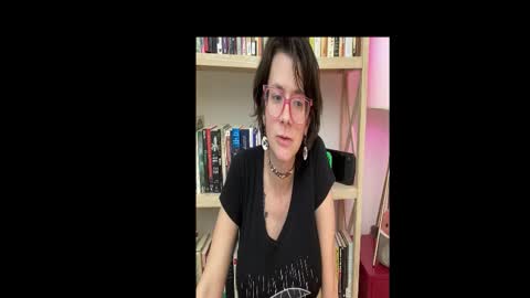 Naomi Reah online show from November 29, 8:27 pm