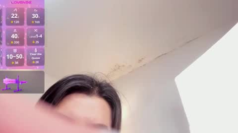 Naomi Campbell online show from November 15, 8:32 pm