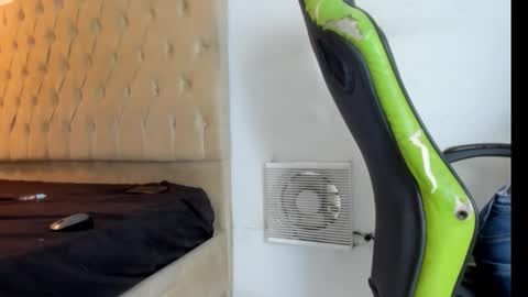 naomis_35 online show from February 12, 9:07 pm