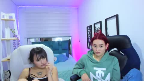 naomy online show from October 4, 11:35 pm