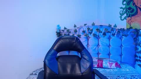 Nao online show from November 10, 12:30 pm