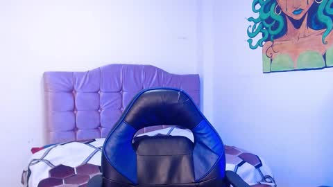 Nao online show from September 20, 1:03 pm