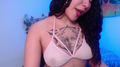 Nao online show from November 21, 3:10 pm