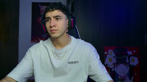 sebastian online show from November 25, 4:22 am