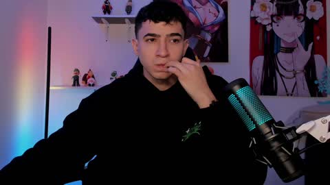 sebastian online show from December 17, 2:01 am