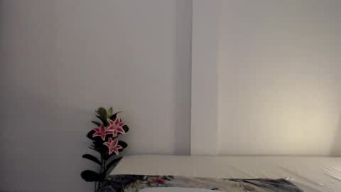 nareex online show from December 2, 10:41 pm