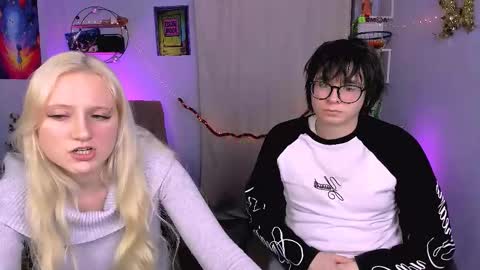 Nary online show from January 8, 3:07 pm