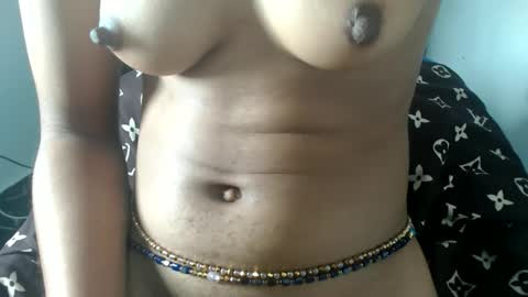 ella online show from December 19, 6:42 am