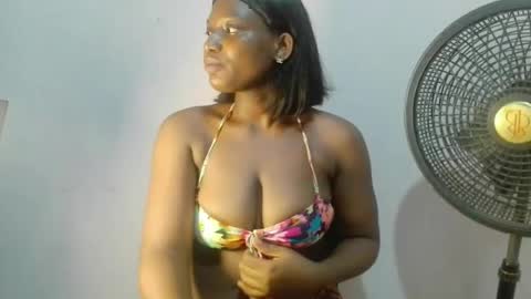Nastybadgirlxx online show from May 16, 7:23 pm