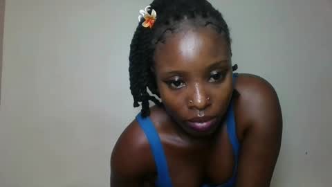 nastyivy1 online show from December 18, 6:47 pm