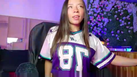 Natacha black online show from January 18, 5:05 am