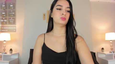 Natacha Diaz online show from November 7, 12:29 pm