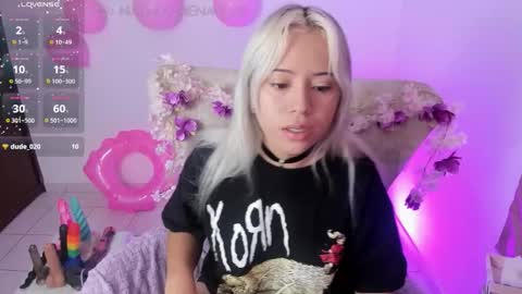 Nataliua Henao online show from December 4, 3:22 pm