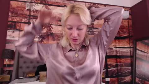 Natalie online show from March 16, 5:55 am