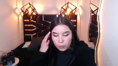 natalie  online show from April 2, 8:05 pm