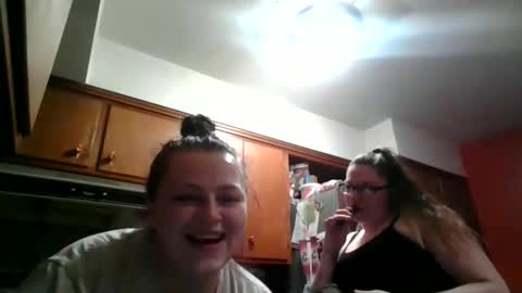 Snapshot of nataliedays chatting on January 15, 7:48 am Natalie  online show from January 15, 7:48 am