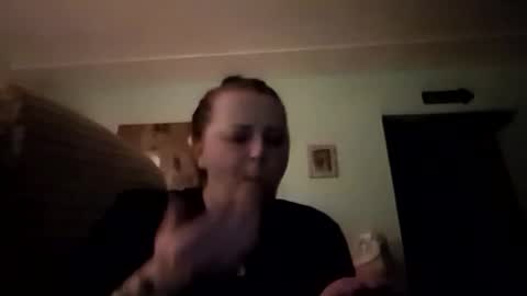 Snapshot of nataliedays chatting on October 19, 3:00 am Natalie  online show from October 19, 3:00 am