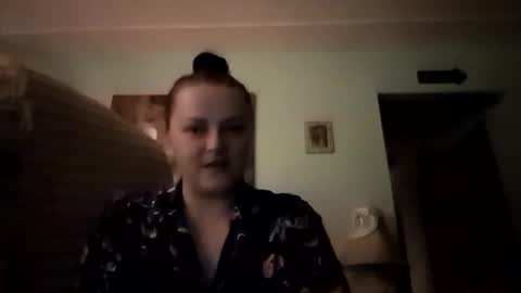 Snapshot of nataliedays chatting on October 18, 3:00 am Natalie  online show from October 18, 3:00 am