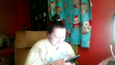 Snapshot of nataliedays chatting on December 10, 2:16 am Natalie  online show from December 10, 2:16 am