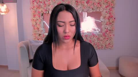 Natalie Lewis online show from April 12, 12:09 pm