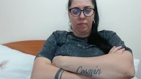 natally online show from February 6, 10:47 am