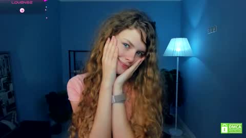 Natalie online show from December 17, 5:25 am